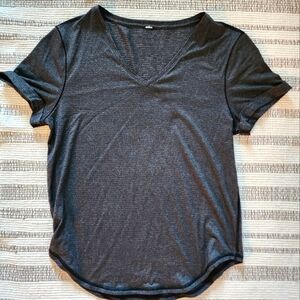 Lululemon tee